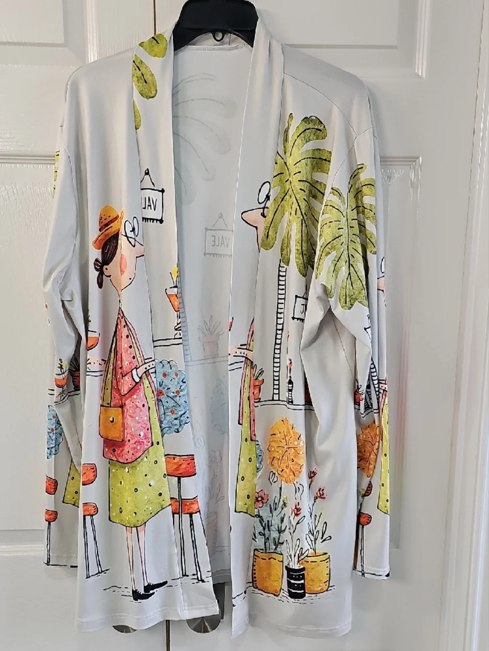 NWT XL Women’s Cream Graphic "Tropical Cafe" Cardigan Whimsical Vibrant Light - Picture 6 of 15